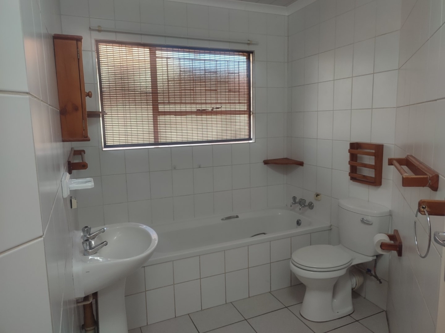 2 Bedroom Property for Sale in Fleurdal Free State